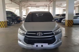 Selling Silver Toyota Innova 2018 in Manila