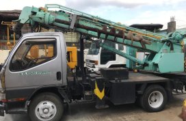 Selling Silver Mitsubishi Fuso 2015 in Manila