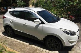 Sell White 2015 Hyundai Tucson in Manila