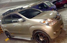 Sell Golden 2011 Toyota Avanza in Naic