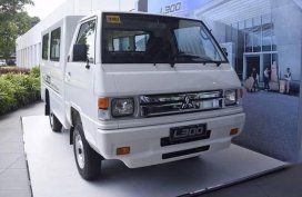 White Mitsubishi L300 0 for sale in Pasay