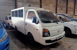 White Hyundai H-100 2018 for sale in Quezon