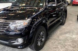Selling Black Toyota Fortuner 2015 in Mandaluyong
