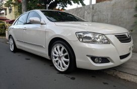 White Toyota Camry 2007 for sale in Cainta