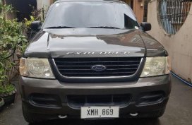 Selling Black Ford Explorer 2005 in Taguig