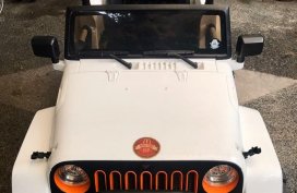 White Dodge Charger 2017 for sale in Automatic