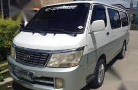 Selling White Toyota Hiace 2017 in Castillejos