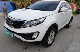 Sell White 2013 Kia Sportage in Cebu 