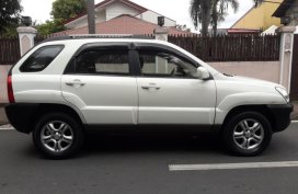 White Kia Sportage 2008 for sale in Marikina