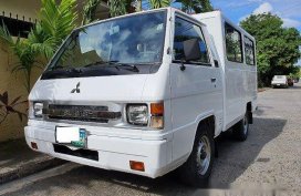 White Mitsubishi L300 2010 Manual for sale 