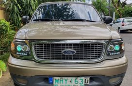 Golden Ford Expedition 2001 for sale in Quezon City