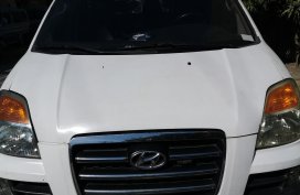 Rush sale Hyundai Starex 2010 Automatic 