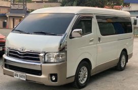 2015 Toyota Super Grandia AT