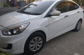 Sell White 2017 Hyundai Accent Sedan in Quezon City