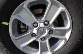 TOYOTA SEQUOIA SR5 2019