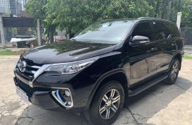Selling Black Toyota Fortuner 2017 in Manila