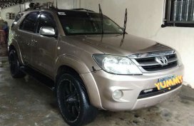 Toyota Fortuner G 2005