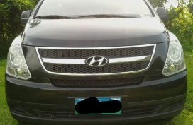 Sell Black 2013 Hyundai Grand starex in Pasay
