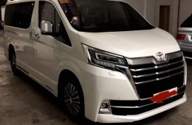 Selling White Toyota Grandia 2019 in Quezon City