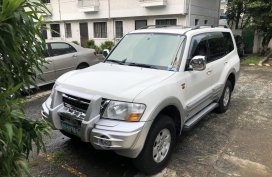Selling White Mitsubishi Pajero 1999 SUV in Quezon City