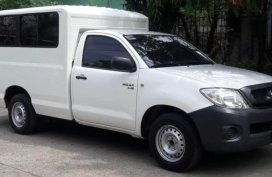 Toyota Hilux FX 2011