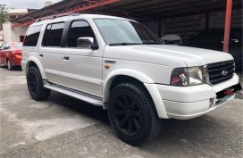 White Ford Everest 2006 for sale in Quezon City