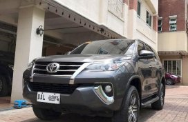 Selling Black Toyota Fortuner 2019 in Manila