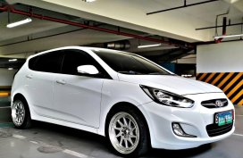Purple Hyundai Accent 2013 for sale in Quezon City