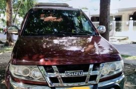 Sell Purple Isuzu Crosswind in Manila
