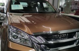 Brown Isuzu Mu-X for sale in Santa Rosa