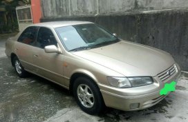 Silver Toyota Camry for sale in Glorietta Mall