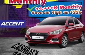 Selling Red Hyundai Accent in Muntinlupa