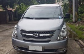 Sell Silver  2013 Hyundai Starex in Manila