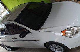 White Hyundai Accent 2010 for sale in Manila