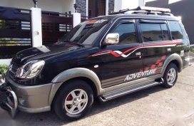 Selling Black Mitsubishi Outlander in Lucena