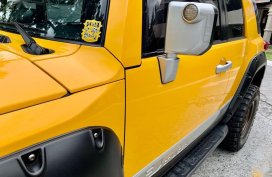 Sell Yellow Toyota Fj Cruiser in Manila