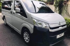 TOYOTA HIACE COMMUTER DE LUXE 2020