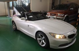 White Bmw Z4 for sale in Quezon City
