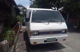 White Mitsubishi L300 1999 for sale in Manila