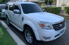 White Ford Escape for sale in Cebu City