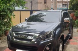 Sell Grey Isuzu D-Max in Baliwag