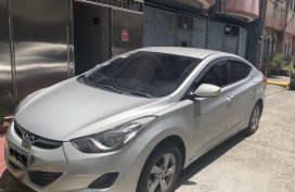 Silver Hyundai Elantra for sale in Santo Tomas