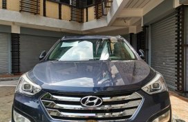 Sell Black Hyundai Santa Fe in Malolos
