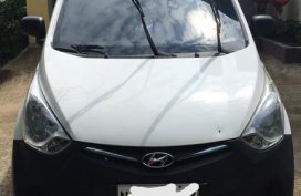 Sell White 2005 Hyundai Accent in Manila
