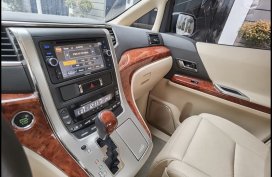 2011 Toyota Alphard RUSH! 700k