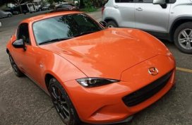 Selling Orange Mazda Mx-5 in Pasig