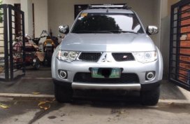Silver Mitsubishi Montero for sale in Pasig City