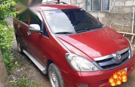 Selling Red Toyota Innova in Manila