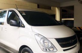 White Hyundai Grandeur for sale in Quezon City