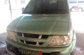 Blue Isuzu Crosswind for sale in Manila